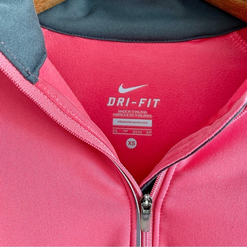 Nike Dri Fit Pink Hoodie Size XS - Picture 3 of 6